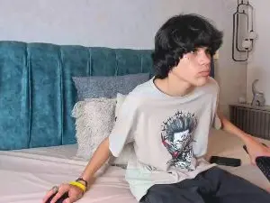 Cam4 Free Porn Cam of Diamante_twink