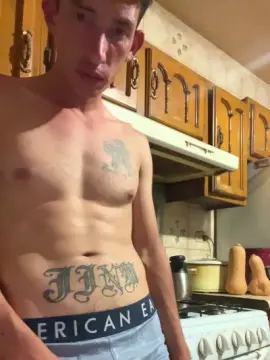 Cam4 Live Porn of Akserthuglove