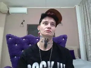 Cam4 Private Sex Chat of KennyVibe