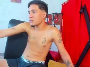 Cam4 Nude Webcam of Mateo_and_Jose