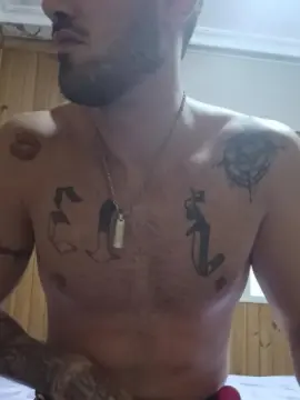 Cam4 Free Live Porn of moreno1997_