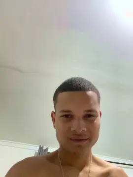 Cam4 Free Porn Cam of lucas7285