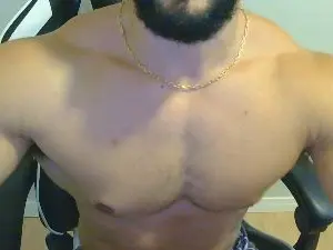 Cam4 Free Live Porn of CaesarTheKing