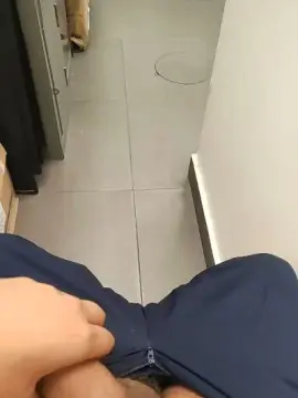 Cam4 Sex Cam of Leo24vrcm