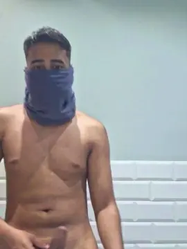 Cam4 Watch Live Sex Cams of Enriquevk20