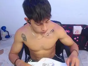 Cam4 Free Live Porn of kei_23