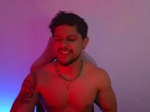 Cam4 Watch Live Sex Cams of dom_santiago31