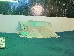 Cam4 Live Porn of Hazarth