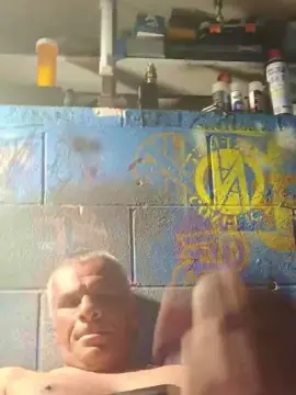 Cam4 Watch Live Sex Cams of chewyLouie