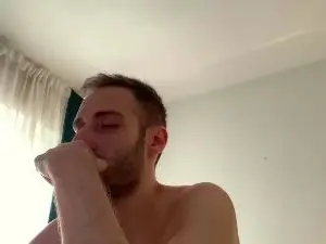 Cam4 Live Sex Cam of LukaShyGuy225