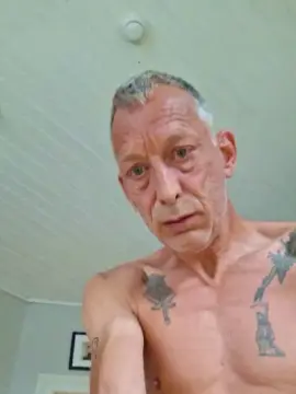 Cam4 Free Live Porn of rasierter24