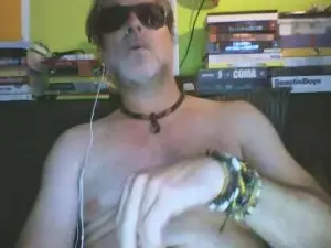 Cam4 Free Porn Cam of DaddyNextRoom75