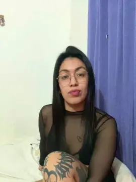 Cam4 Adult Webcam of DimeAria