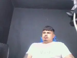 Cam4 Watch Live Sex Cams of master_bigcock1