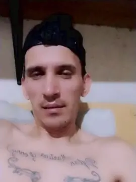 Cam4 Adult Webcam of adrian19921