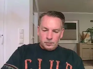 Cam4 Free Porn Cam of Charly_44444