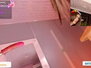 Cam4 Sex Cam of Naomi_Collins