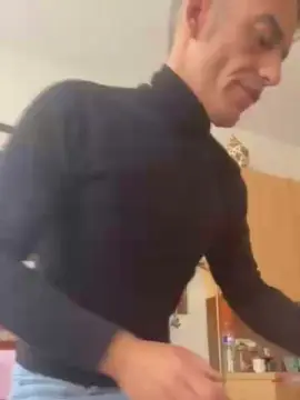 Cam4 Nude Webcam of daddyblueballs