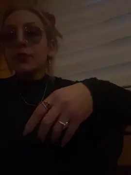 Cam4 Sex Chat of charlotte_milf3