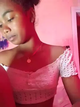Cam4 Nude Webcam of Isah2026