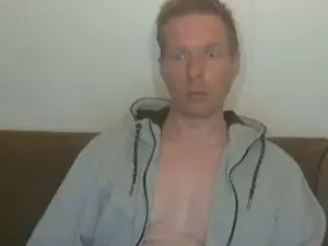 Cam4 Live Porn of JustAnotherWank