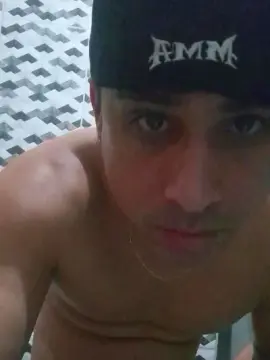 Cam4 Live Sex of VicLis