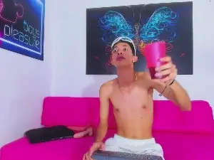 Cam4 Live Porn of Anthony_hot