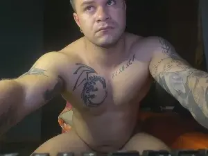 Cam4 Live Porn of gamer_lol03