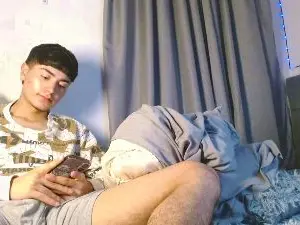 Cam4 Adult Webcam of noah_hotboys18