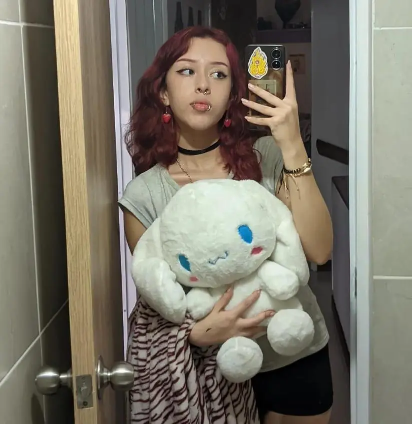 AlexaFoxy18