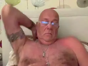 Cam4 Live Sex of The_helmet7