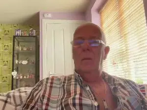 Cam4 Adult Video Chat of The_helmet7