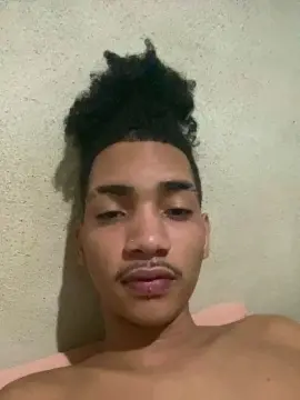 Cam4 Private Sex Chat of Kauanovin