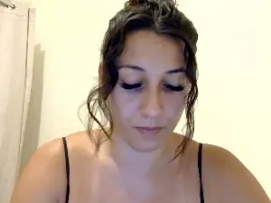 Cam4 Live Porn of Lyly_laurensaa