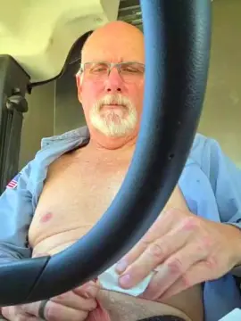 Cam4 Free Live Porn of barebiker64