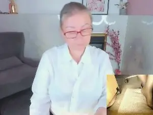 Cam4 Live Sex of AlexandraKind