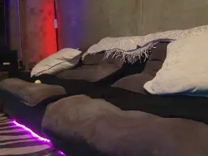 Cam4 Adult Video Chat of bigbigbig_sexy