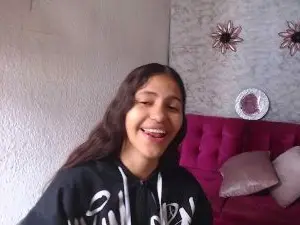 Cam4 Live Sex Cam of evagirl69