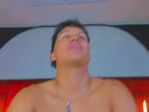 Cam4 Live Porn of Leo_Savage