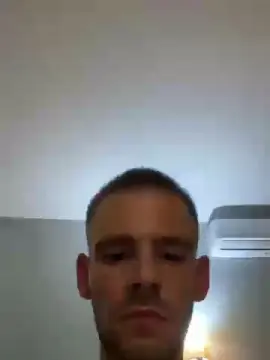Cam4 Live Sex Cam of Elreydelmanbo