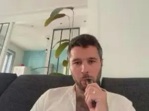 Cam4 Live Sex Cam of jules_demastre