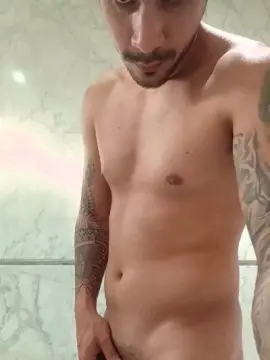 Cam4 Live Sex of KingBarra
