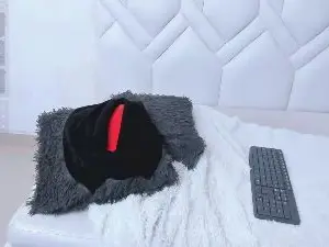 Cam4 Live Sex Cam of mylittlewhore