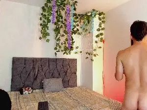 Cam4 Watch Live Sex Cams of school_sexx
