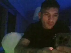 Cam4 Free Porn Cam of 3mmasi3t3