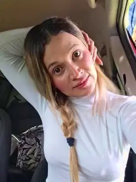 Cam4 Free Live Porn of Tania__honey