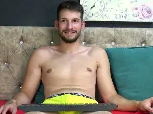 Cam4 Nude Webcam of LeonVane