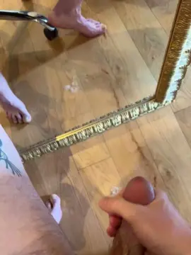 Cam4 Live Porn of moonriver4