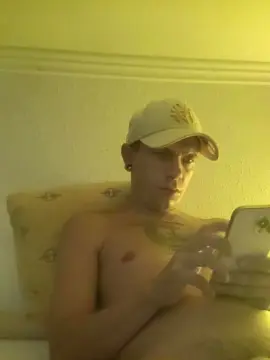 Cam4 Adult Video Chat of Big20cmfelipe