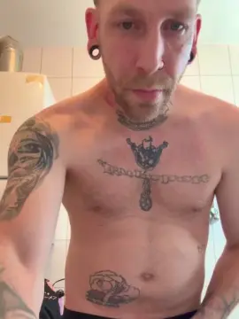 Cam4 Live Porn of acab_sexy
